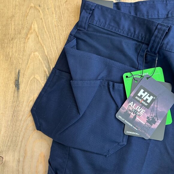 NWT Helly Hansen Luna Light Construction Pants Navy Blue 12 NEW 33/30 - Picture 3 of 10